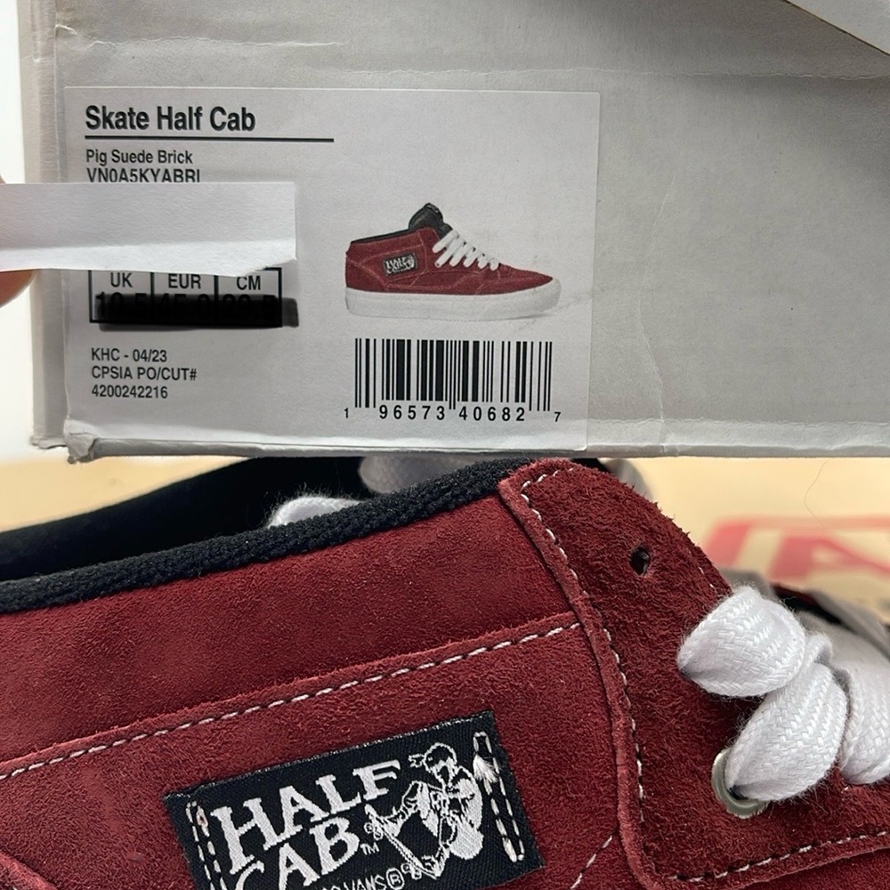 Vans Men’s Skate Half Cab
Pig Suede Brick
VN0A5KYABRI Sneakers - Picture 16 of 16
